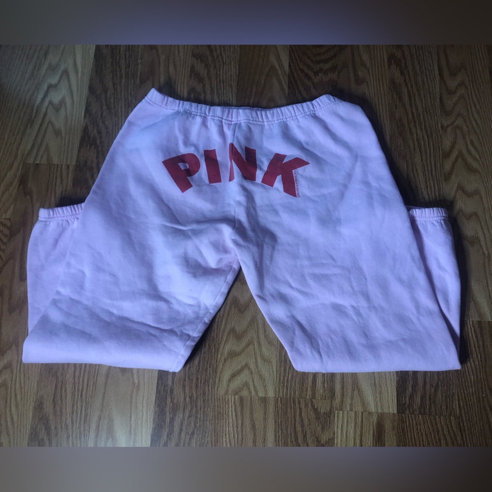 PINK PInk Victoria secret sweat pants size large , does not have string